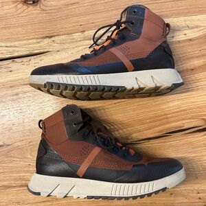 Sorel Mac Hill Lite Rush Sneaker-Boot